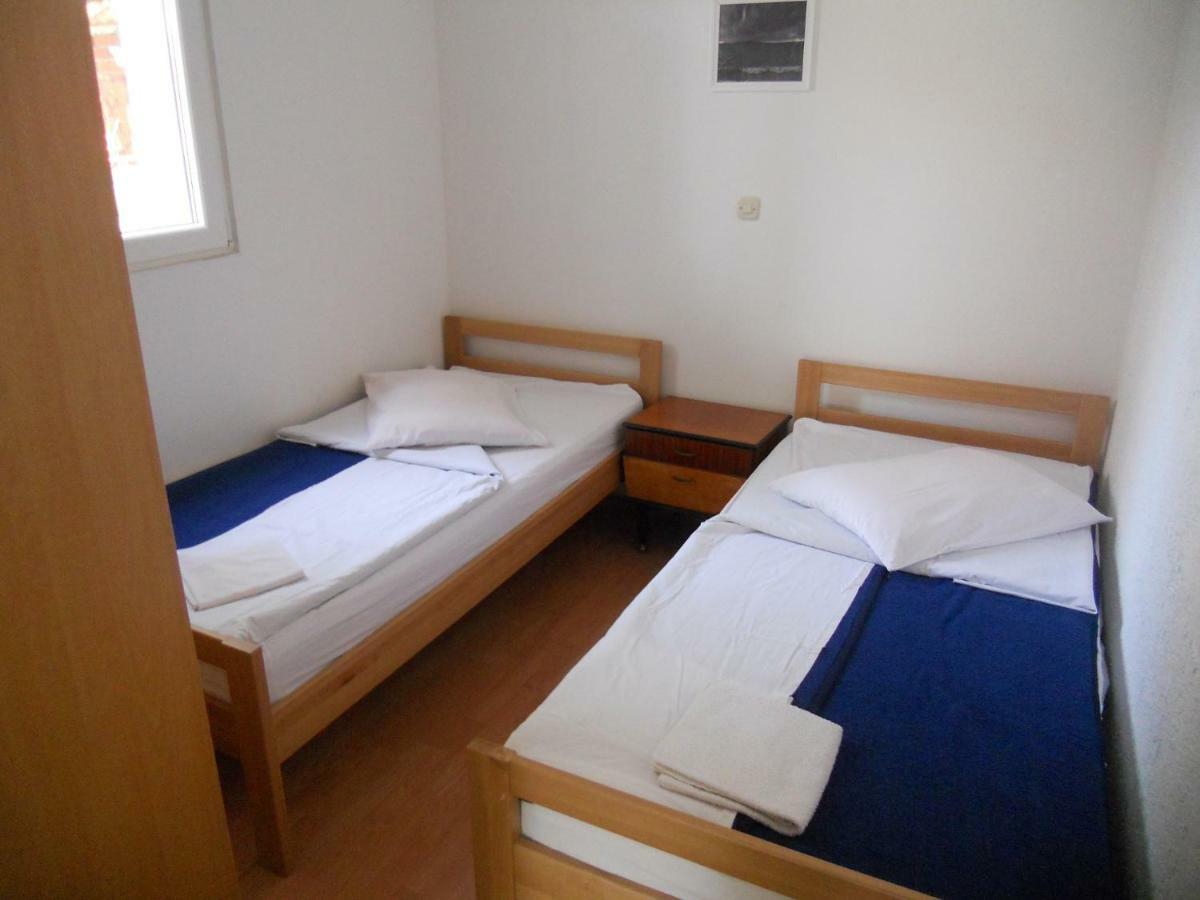 ברודאריצה Apartments Gaj מראה חיצוני תמונה
